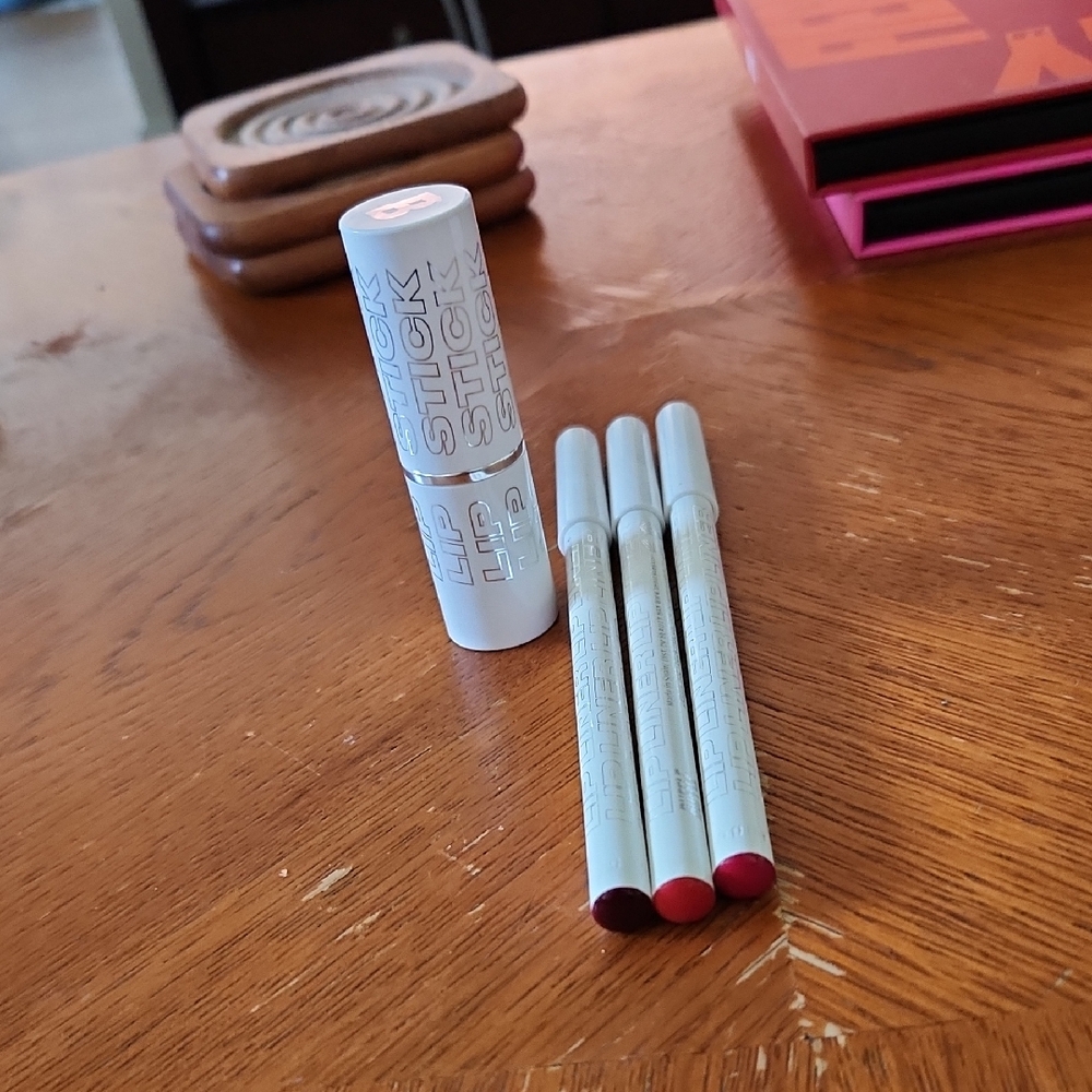 BN Beauty Bay Lip Liners And Lipstick!!